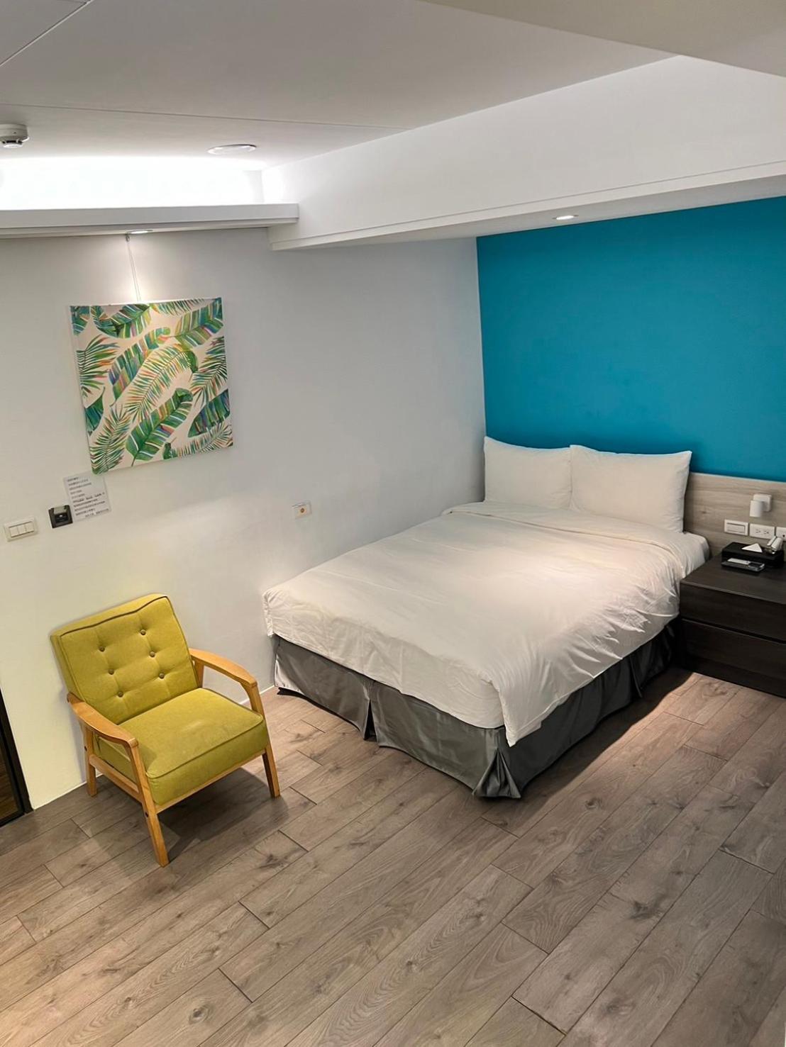 Greenight Hotel Тайджун Екстериор снимка