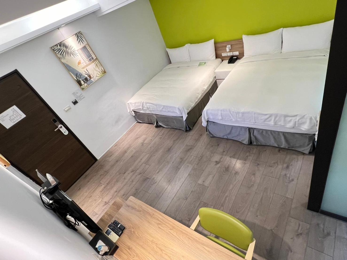 Greenight Hotel Тайджун Екстериор снимка