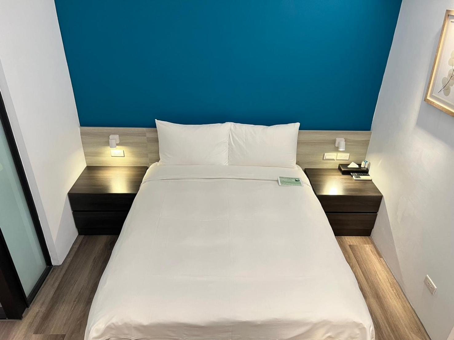 Greenight Hotel Тайджун Екстериор снимка