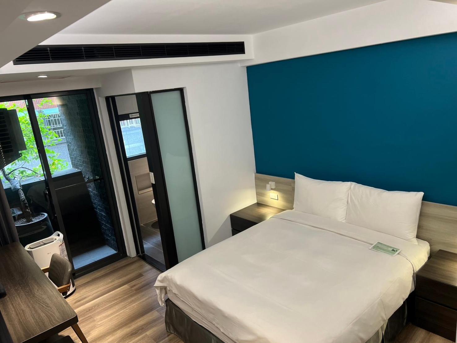 Greenight Hotel Тайджун Екстериор снимка