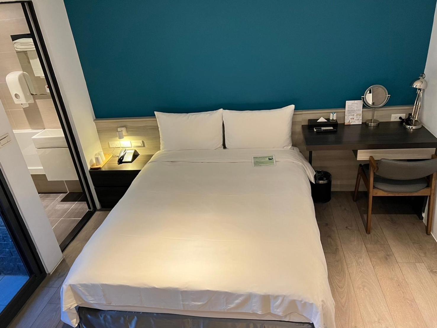 Greenight Hotel Тайджун Екстериор снимка