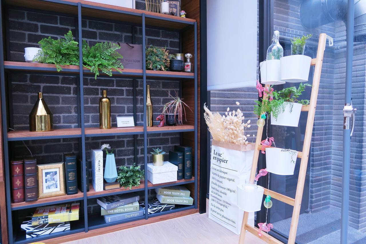 Greenight Hotel Тайджун Екстериор снимка