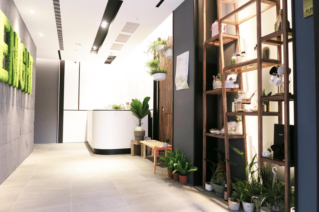 Greenight Hotel Тайджун Екстериор снимка